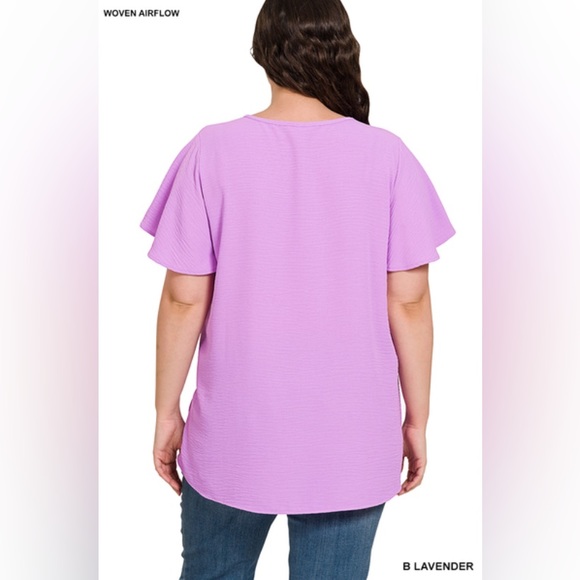 NWOT ZENANA PLUS WOVEN AIRFLOW FLUTTER SLEEVE TOP - Picture 2 of 2